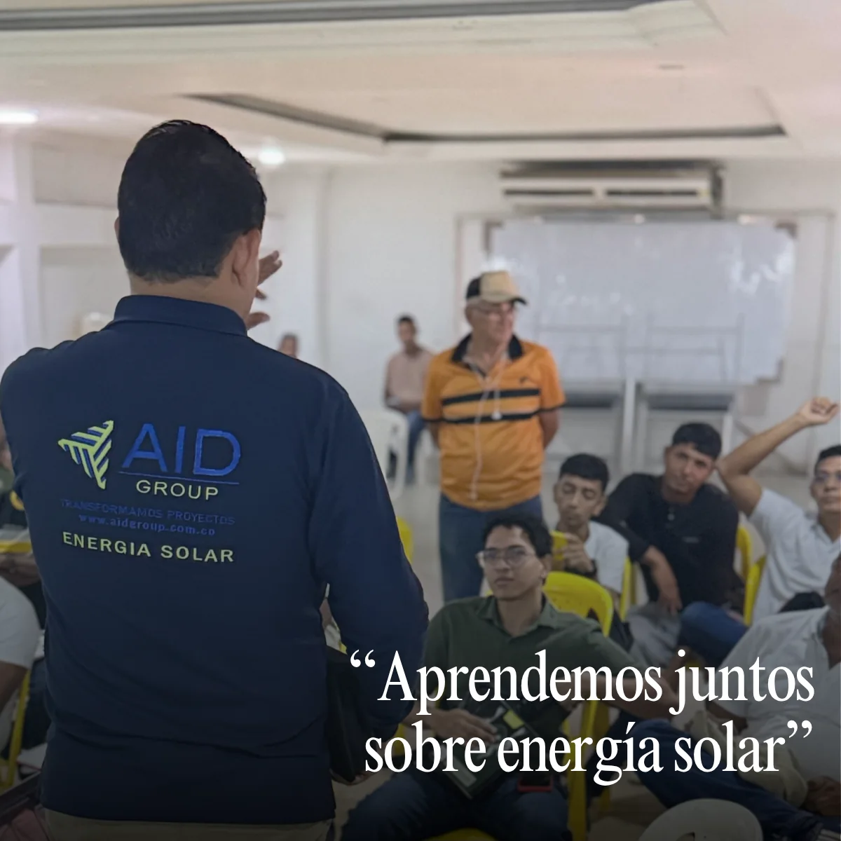 Capacitación de AID GROUP en fundamentos de energía solar en Tasajera