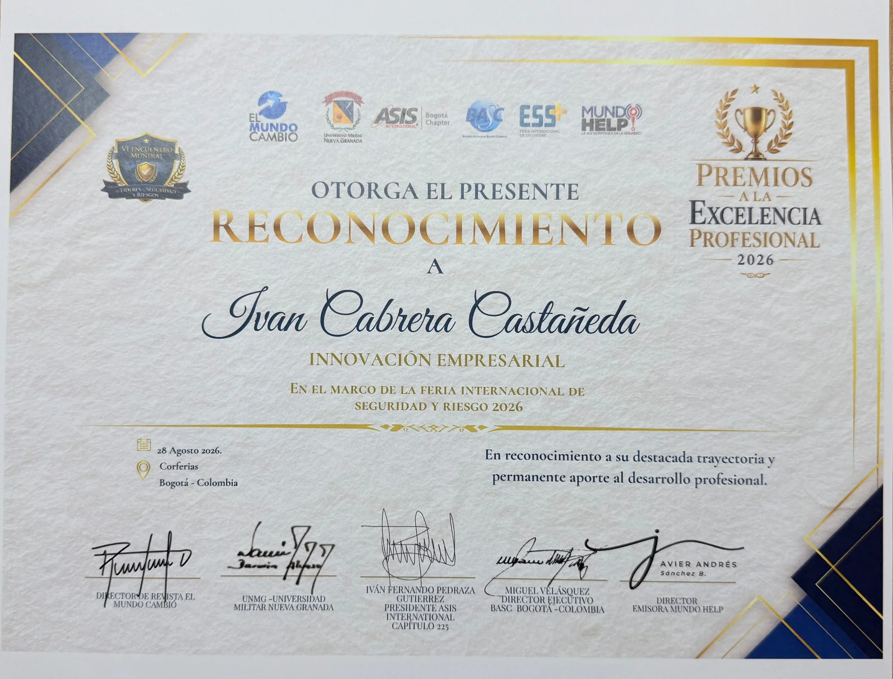 Diploma de reconocimiento a Iván Cabrera Castañeda por Innovación Empresarial en 2026